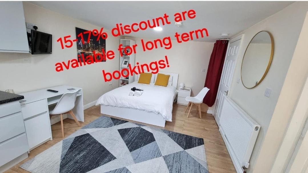 Lovely Studio-Flat With Free Parking, Free Wifi. Лідс Екстер'єр фото